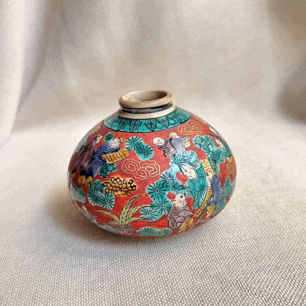 Antique Japanese Kutani Aka-e Vase, Meiji Period (1868–1912)
